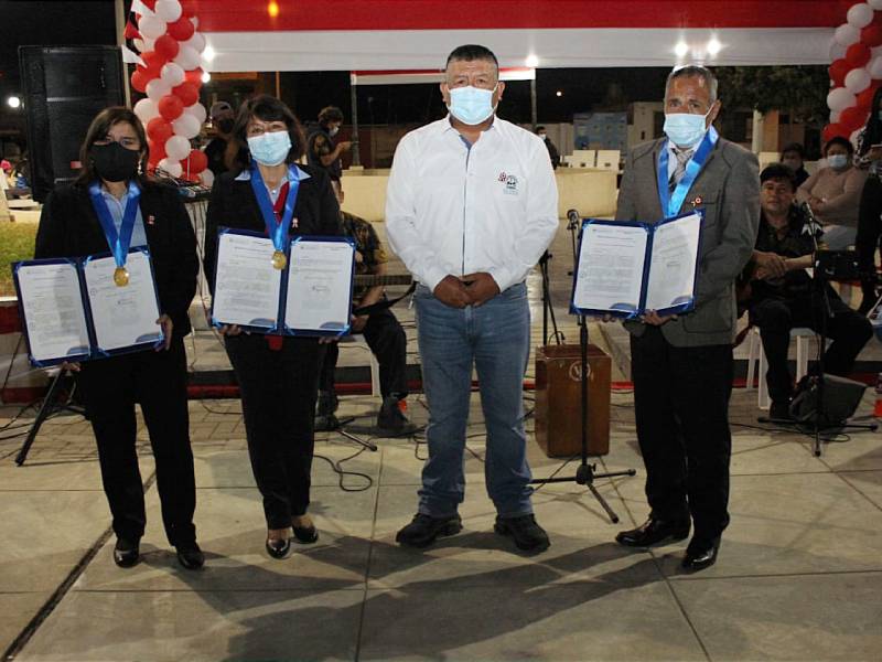 Samanco: Premian a colegio La Huaca por ganar concurso nacional
