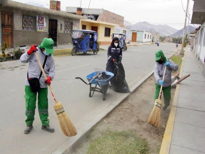 Samanco: Lanzan proyecto para limpiar calles, parques y jardines