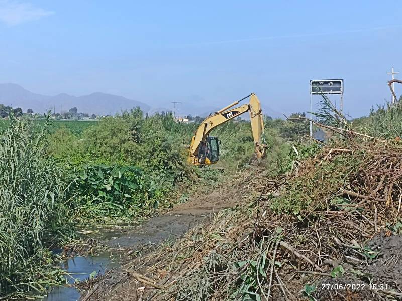 Chimbote: Agro Rural inicia mantenimiento de dren Cascajal 