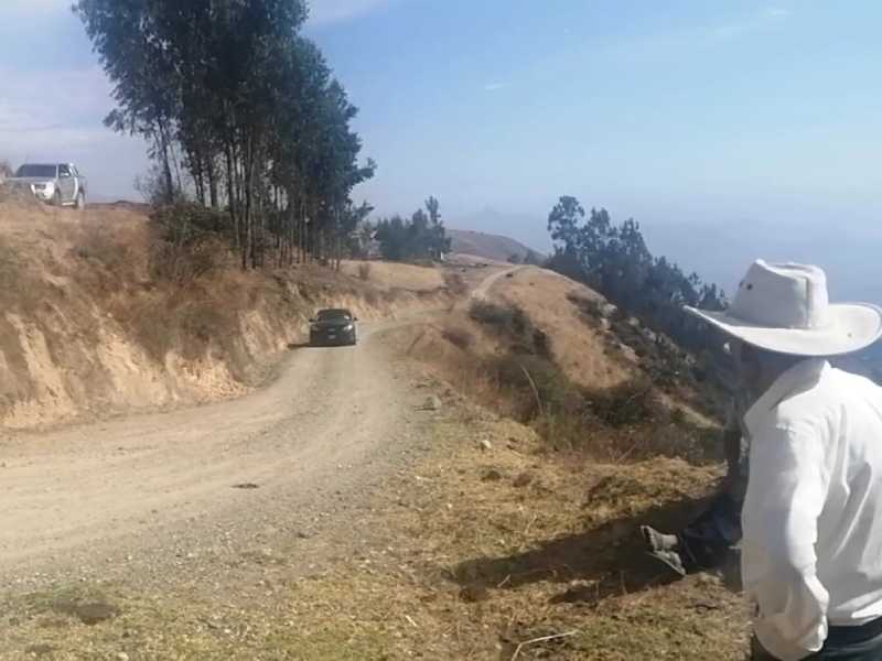  Áncash: Pobladores denuncian abandono de obra en Cáceres del Perú