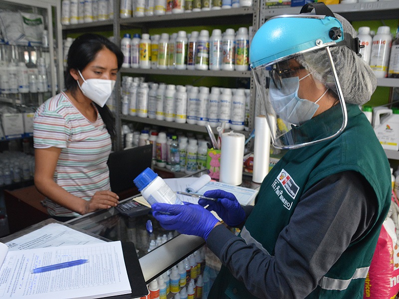 Realizan operativos inopinados a tiendas que expenden plaguicidas en Áncash