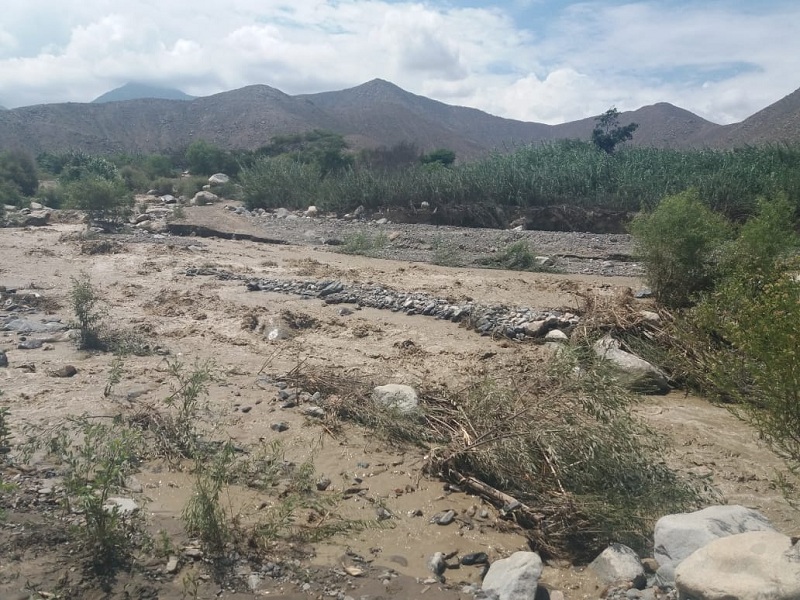 Seis pueblos del distrito Moro aislados por desborde del río Loco