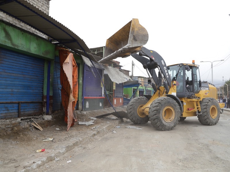 Municipalidad provincial inicia demolición de mercado El Progreso