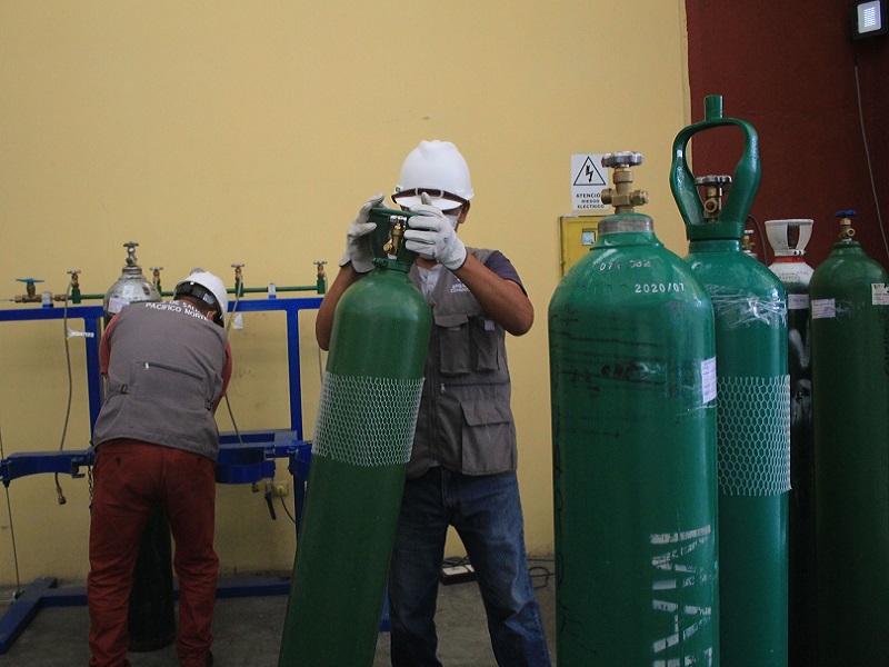 Chimbote: Planta de oxígeno gratuito solo atiende a 18 personas al día